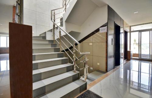 Peelamedu Hotel | OYO Flagship GD Residency