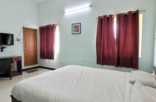 Saravanampatty Hotel | OYO Flagship Heavens Residency