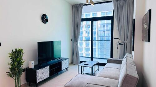 Al Barsha Apartment | OYO HOME 1458 Premium 1bed Apartment In Jvc Be