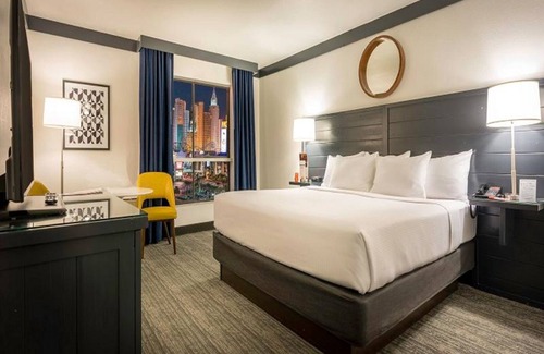 Las Vegas Hotel | OYO Hotel and Casino Las Vegas