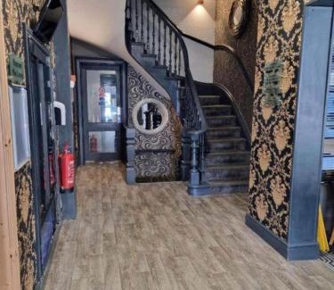 Skegness Hotel | OYO Ivy Hotel