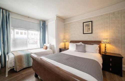 Summertown Hotel | OYO Lonsdale Guest House