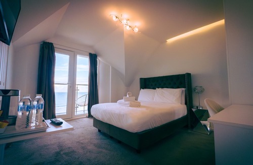 Newquay City Centre Hotel | OYO Newquay Beach Hotel