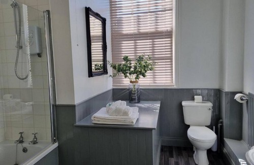 Stokesley Hotel | OYO The Leven
