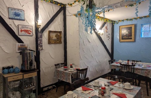 Blackpool Town Center Bed & Breakfast | OYO Wynnstay Hotel