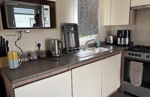 Swalecliffe Resort | Oyster Etchingham SEAVIEW