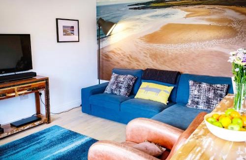 Embleton House | Oystercatcher