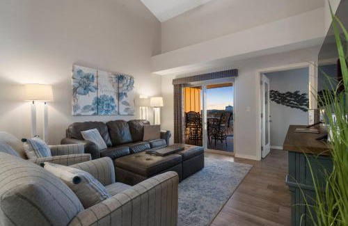 Table Rock House | Ozark Views at Majestic - Perched on the Hills