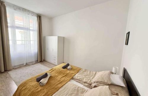 Pecs Apartment | Pécs Király 12