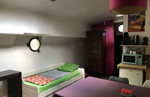 Sept Deniers Boat Rental | Péniche Tâtolö (piti) 1