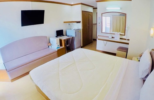 Nakhon Sawan Hotel | P.A. Place Hotel
