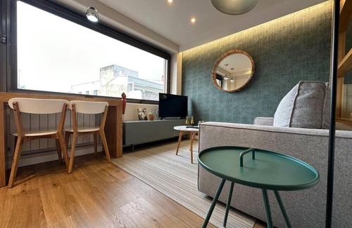 Maria Auxiliadora Apartment | P Sanz 1, 303 by YBH