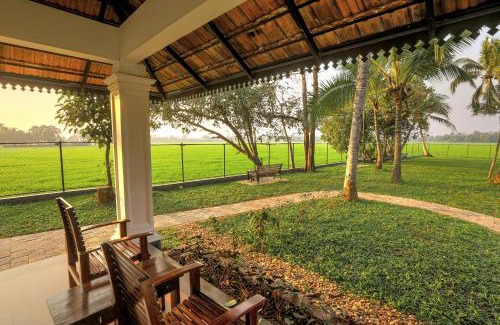 Kumarakom Villa | Paadam by the backwaters