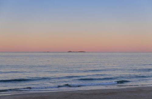 Wooli House | Pacific Dawn on the Beach One