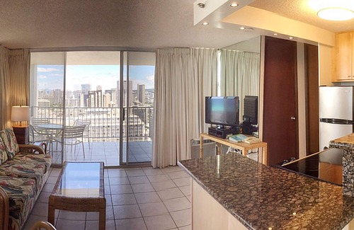 Waikiki Condo | Pacific Monarch. 29th Floor with Full Ocean Views. 1 Bedroom. Great Deal!