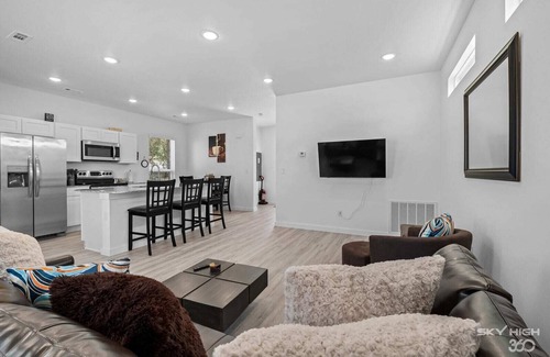 Centerton House | Pacific Palace-2bed/2.5bath Home in Centerton