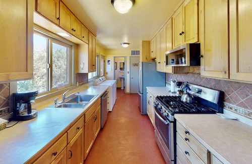 Spanish Valley Cabin | Pack Creek ~ Ranch House | 3 Bed, 2.5 Bath