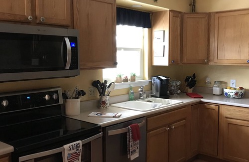 Pagosa Springs House | PACK YOUR BAGS & LET THE ADVENTURES BEGIN! SLEEPS 10, HOT TUB, & PET FRIENDLY