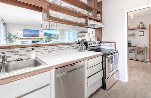Watsonville House | Pajaro Dunes Resort: Family Beach House Sleeps 13! Great Family Home with 4+ Bd:
