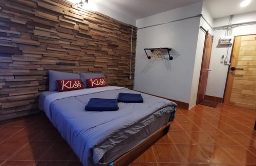 Pak Nam House | Pakarang Resort