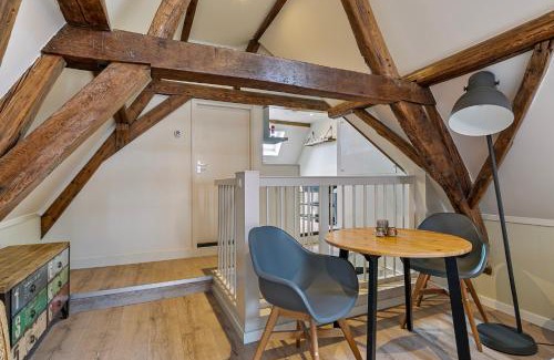 Zierikzee Apartment | Pakhuis de Venkel - zolderstudio