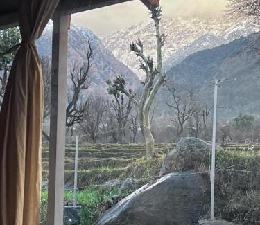Sidhpur Ski Chalet | Pala Dharamshala - Mountain Cottage