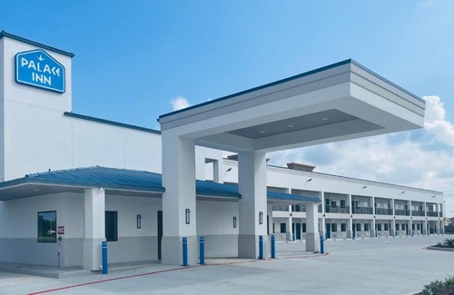 Baytown Hotel | Palace Inn Blue - Garth Rd