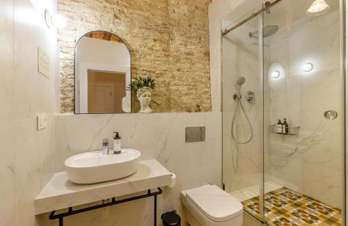 La Goleta Apartment | Palacio Vegafuente by Caleta Homes