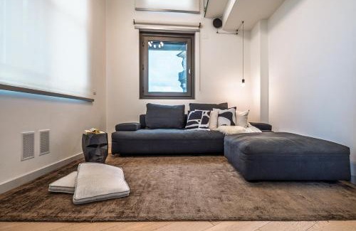 Aurora Apartment | Palazzo Reale - Hollywood Design Suite - GrandMaison