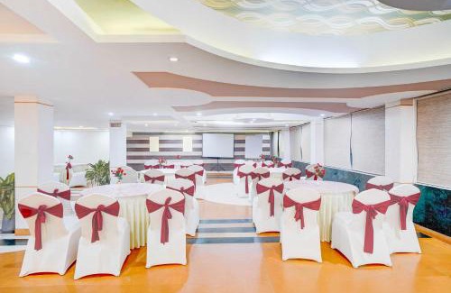 Maharana Pratap Nagar Hotel | Palette Hotel Nisarga by Sunday
