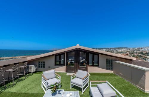 Old Town Apartment | Pallazzo Dei Miracoli - Luxe 3BR apt Sea & Old Port Terrace View