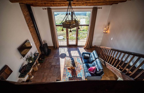 Olivella Apartment | Paller, old barn overlooking the vineyard