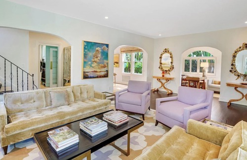 Old Northwood Villa | Palm Beach Mediterranean Pool Villa - Restored - Elegant - Historical