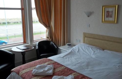 Great Yarmouth Hotel | Palm Court Hotel