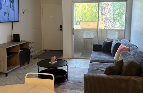 Racquet Club West Condo | Palm Springs Arcadia