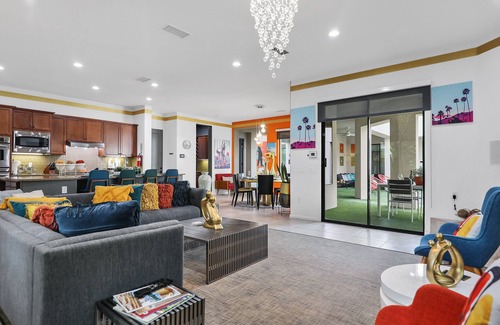 Racquet Club South House | Palm Springs Boutique