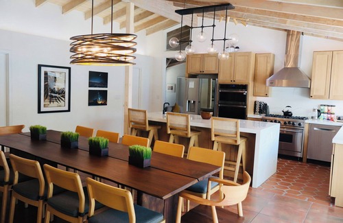 Racquet Club West Villa | Palm Springs Luxe: 7 En-Suites, Massive Pool, Tiki Bar, Pickle Ball & Game Room