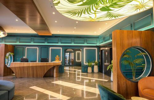 Nashik Hotel | Palm Springs Resort