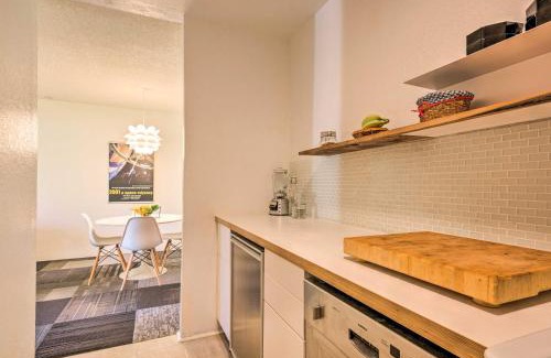 Racquet Club West Apartment | Palm Springs Retreat with Pool Access and Valley Views