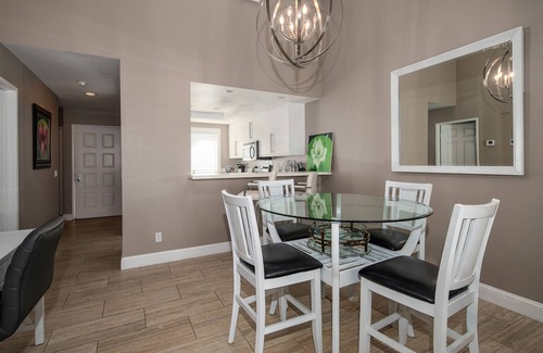 Palm Desert Condo | Palm Valley CC Condo, Sept, thru Dec. Weekly Bookings. Also, Jan - April 2026.