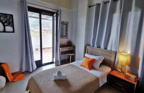 Monolithos Villa | Palmarea Villas Santorini