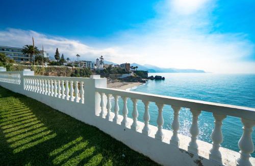 Nerja City Centre Apartment | PALMERAS 80 MENYBER