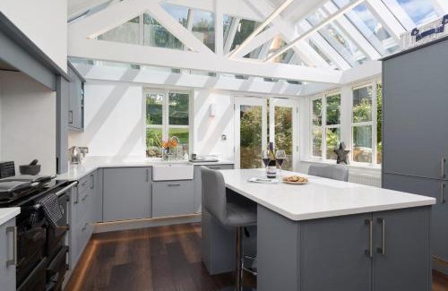 Axminster House | Palmers Cottage