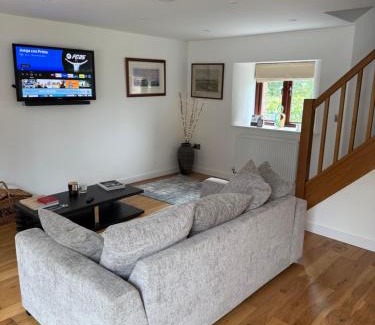 Worlington House | Palmiro Cottage