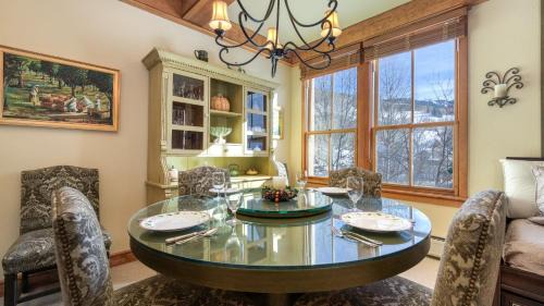 Mountain Village House | Palmyra 3D by AvantStay Gorgeous Condo in Great Location