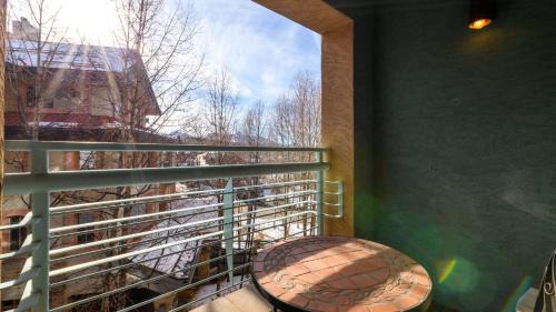 Mountain Village House | Palmyra 3D by AvantStay Gorgeous Condo in Great Location