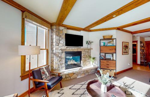 Mountain Village Apartment | Palmyra 4E