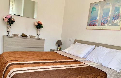 Terni Apartment | Palmyra House - delightful one-bedroom apartment for two