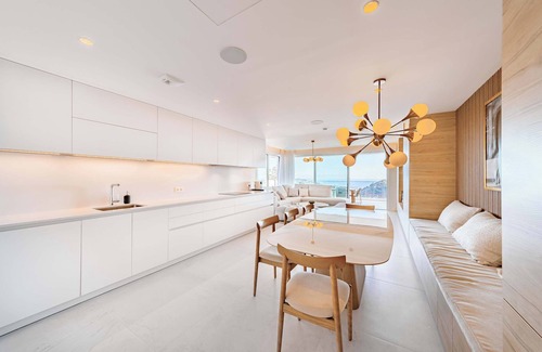 Ojen Apartment | Palo Alto 1 | Luxury Modern Views Terrace