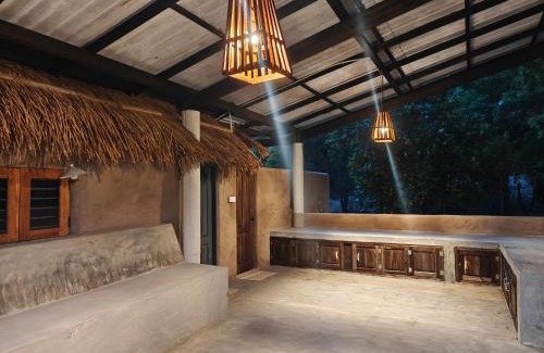 Komari Hotel | Palu - at The Lighthouse